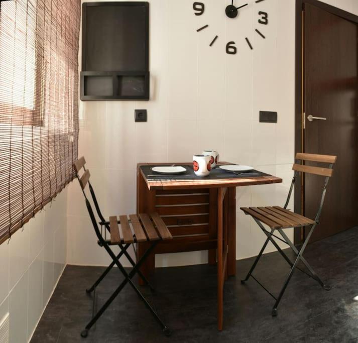 Bonito Ap Centrico Patio Wifi Parking Gratis. Apartment Granada Exterior foto