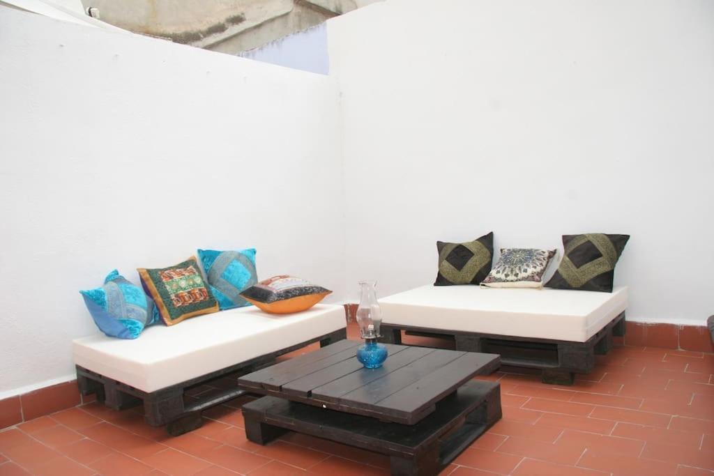 Bonito Ap Centrico Patio Wifi Parking Gratis. Apartment Granada Exterior foto